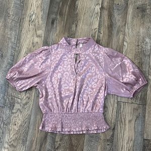 Women’s boutique top